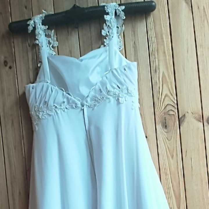 Весільна сукня, біла