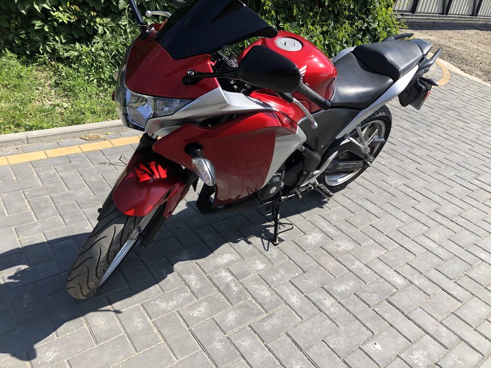 Honda      CBR 250