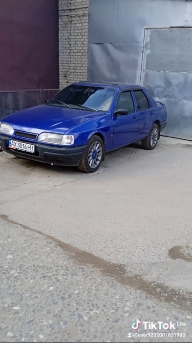 Продам Форд сиера 2литра