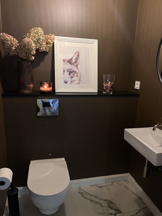 Dom w Starej Wsi na osiedlu z basenem