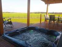 WOLNY Domek , Nowy, balia  , caloroczny 4_5os.  balia jacuzzi