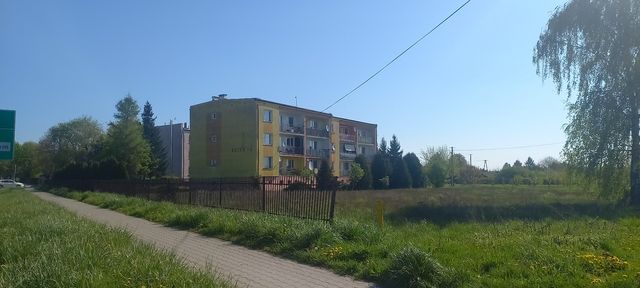 Mieszkanie trzy pokoje 54m 2 piętro duża kuchnia duży balkon piwnica