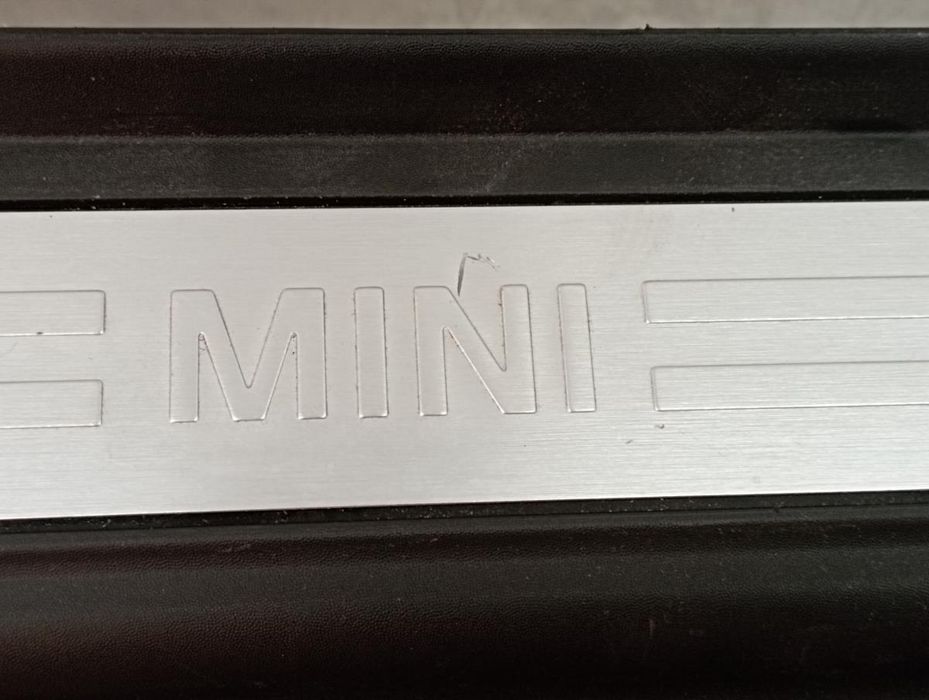 Embaladeira direita MINI Mini (F56)