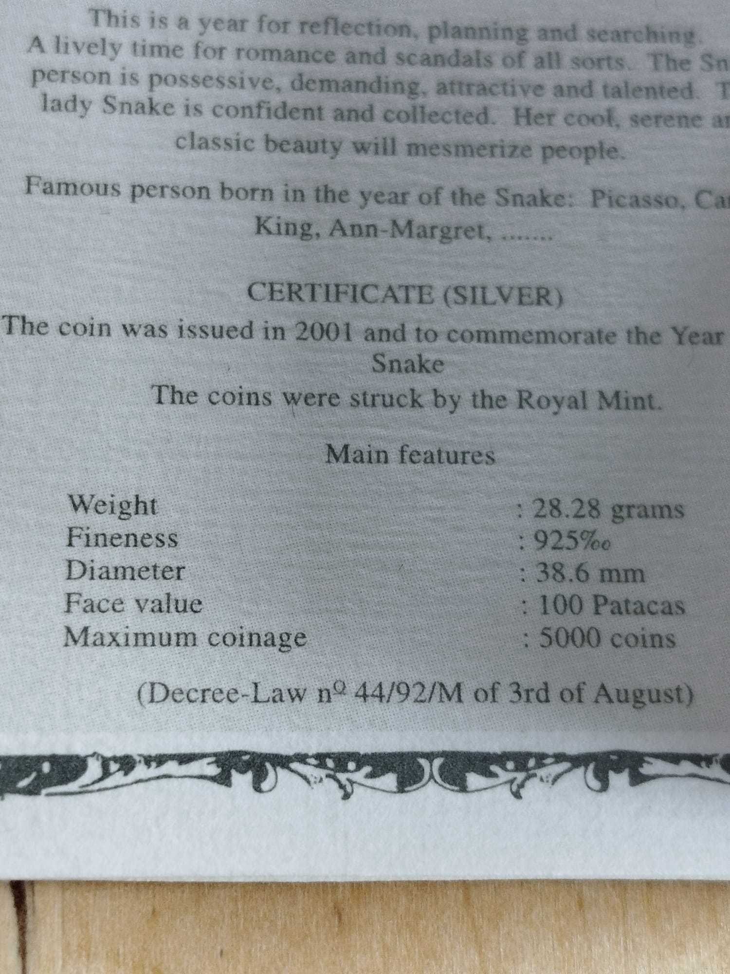 Macau - 100 Patacas 2001 Ano Serpente Prata PROOF estojo e certificado