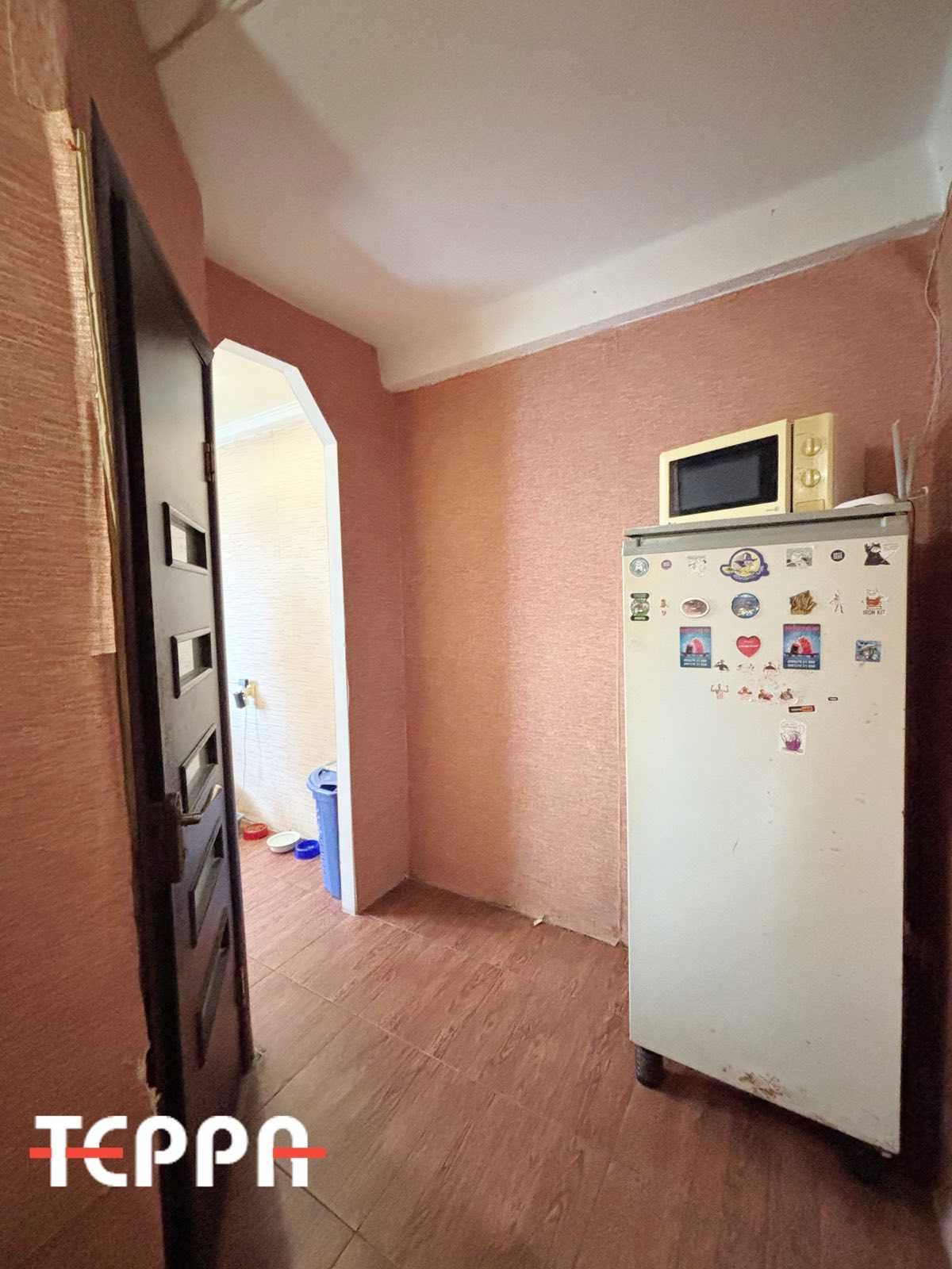 Продаж 1-кімнатної квартири Космос