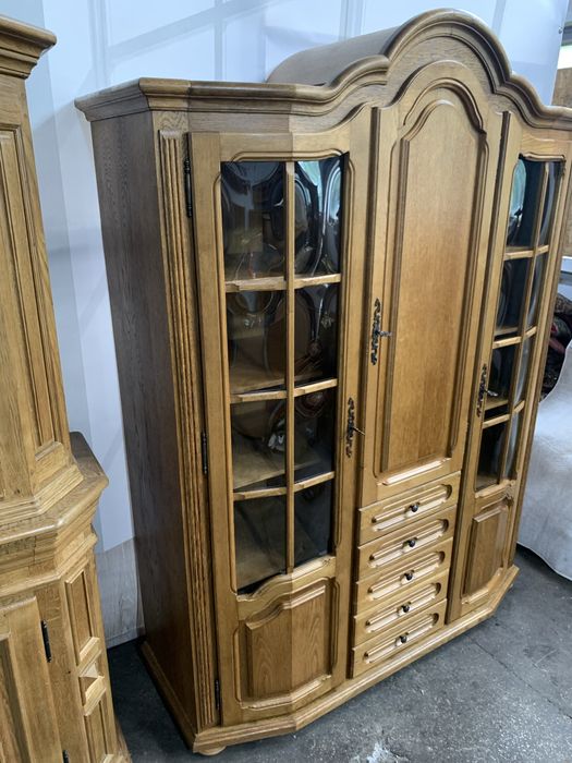 Вітрина, стінка, сервант, креденс, стенка, витрина