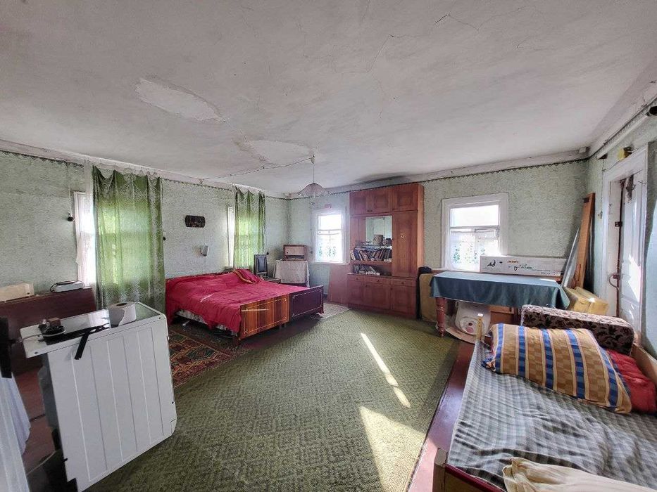 Продам будинок в центрі міста Остер.