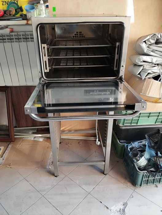 Elektryczny Piec Konwekcyjny
