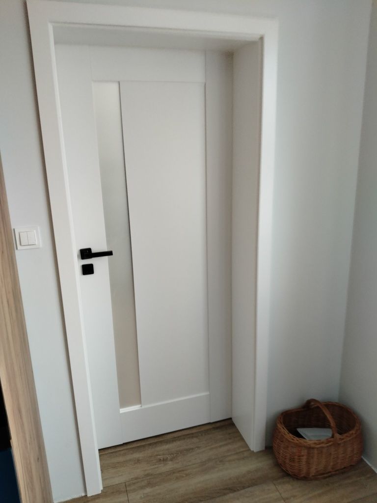 Sprzedam ościeżnice regulowaną DRE