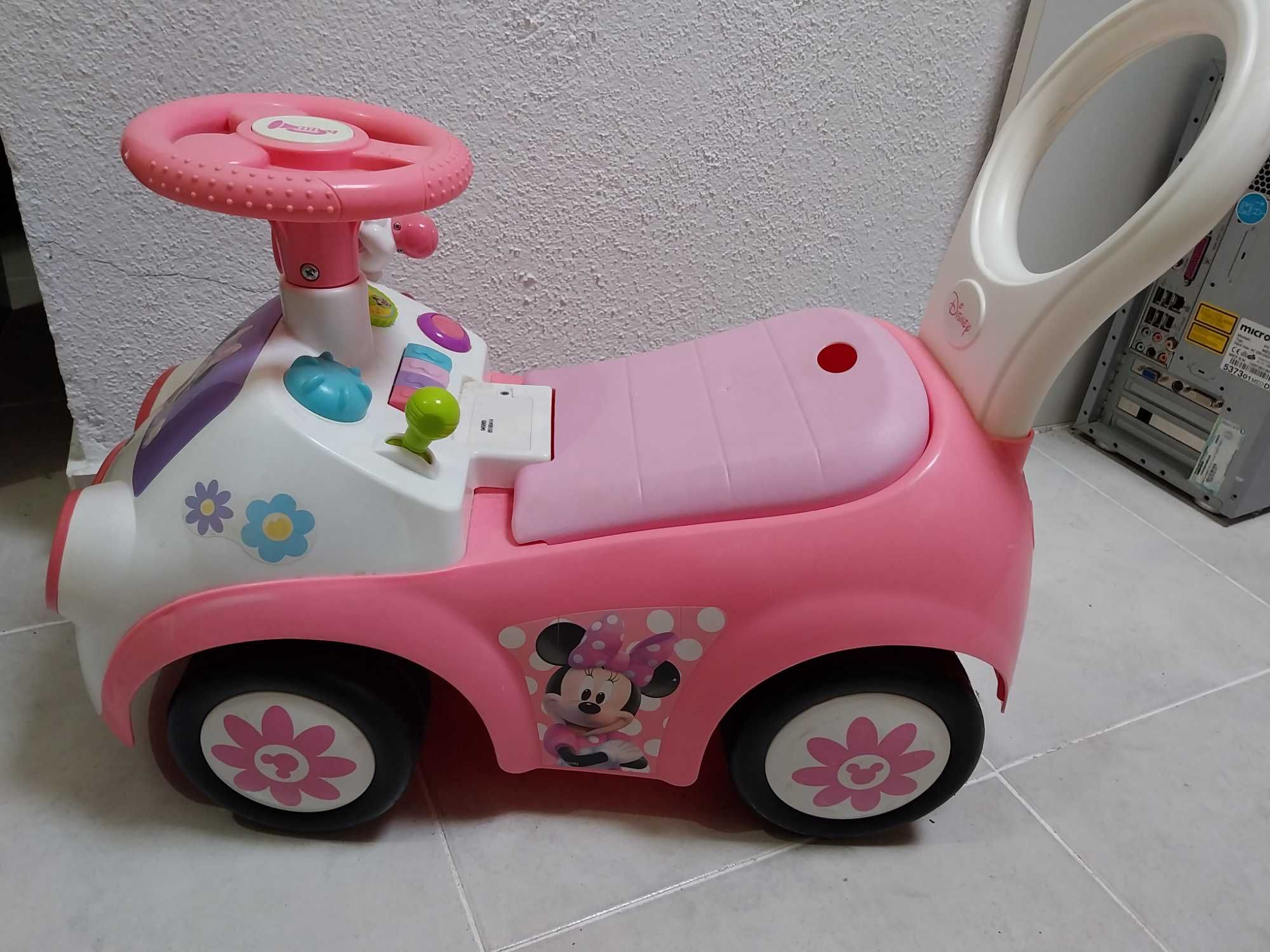 Carrinho de brincar