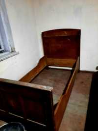 Stare drewniane/dębowe jednoosobowe łóżko
