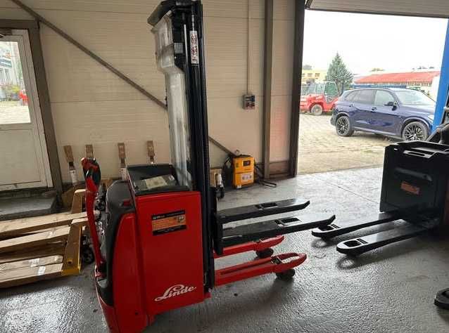 Wózek paletowy Linde L14 rok 2017, triplex