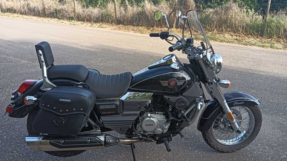 Moto UM renegade comando classic