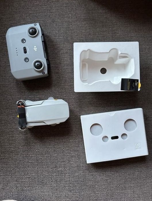 Дрон DJI Mini 2 SE