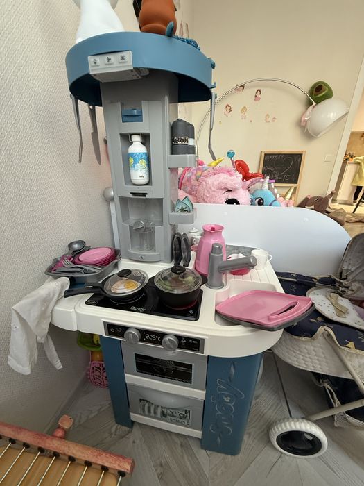 Игоровой набор деьская кухня фирма Smoby