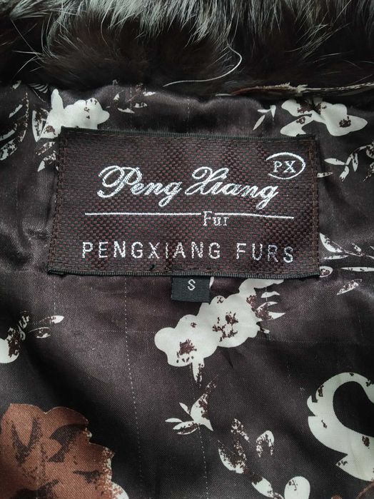 Натуральна жіноча шуба