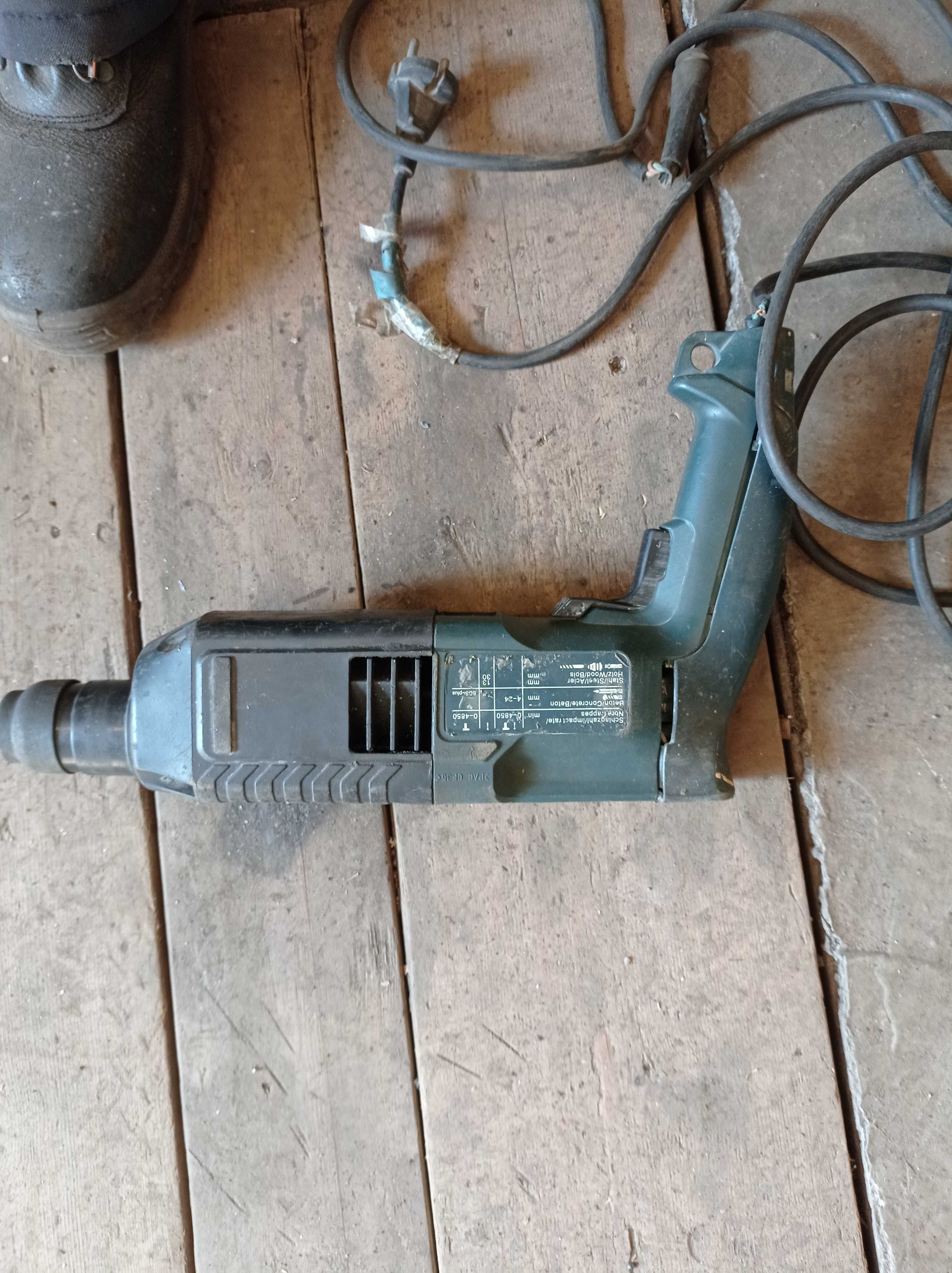 продам перфоратор Bosch 2-24