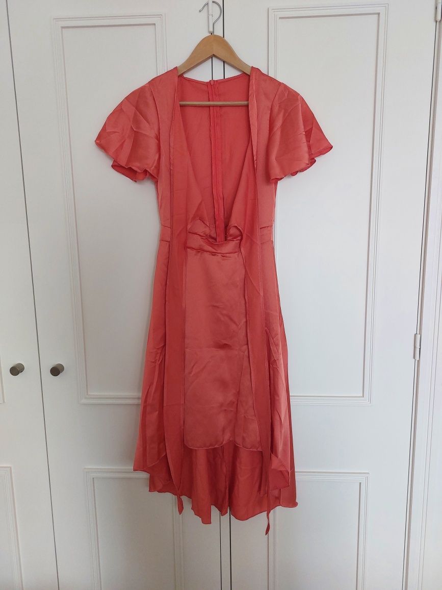 Vestido Laranja com abertura à frente