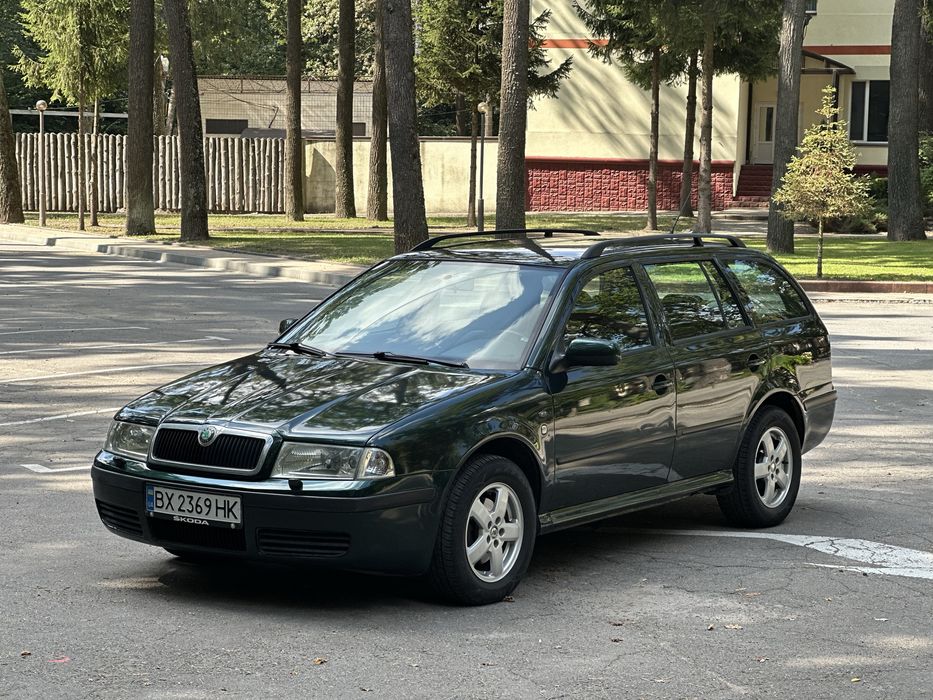 Шкода Тур 1.9 ТДІ хороше та економне авто