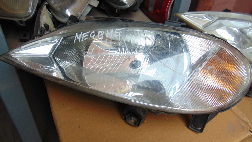 Wrz55 Lampa lewa przednia renault megane 1 lift żarówka h4 wysyłka