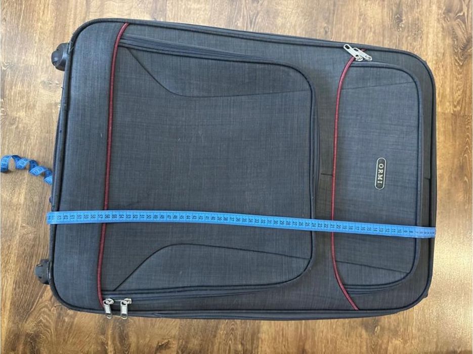 Велика валіза чемодан