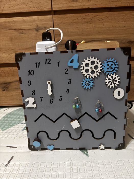 Бізікуб дитячий.