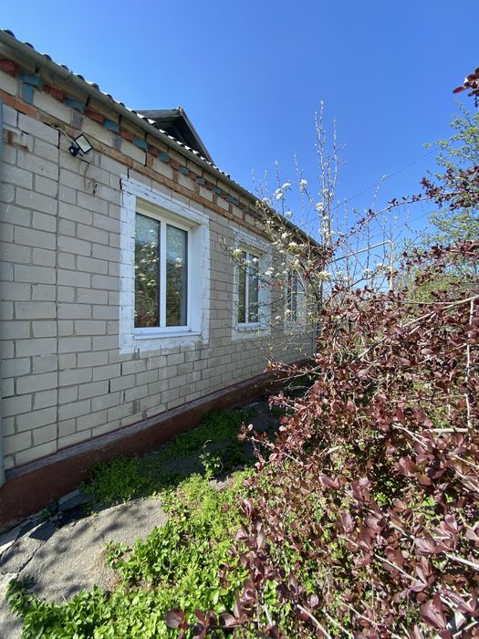 Продаж будинку  центр села