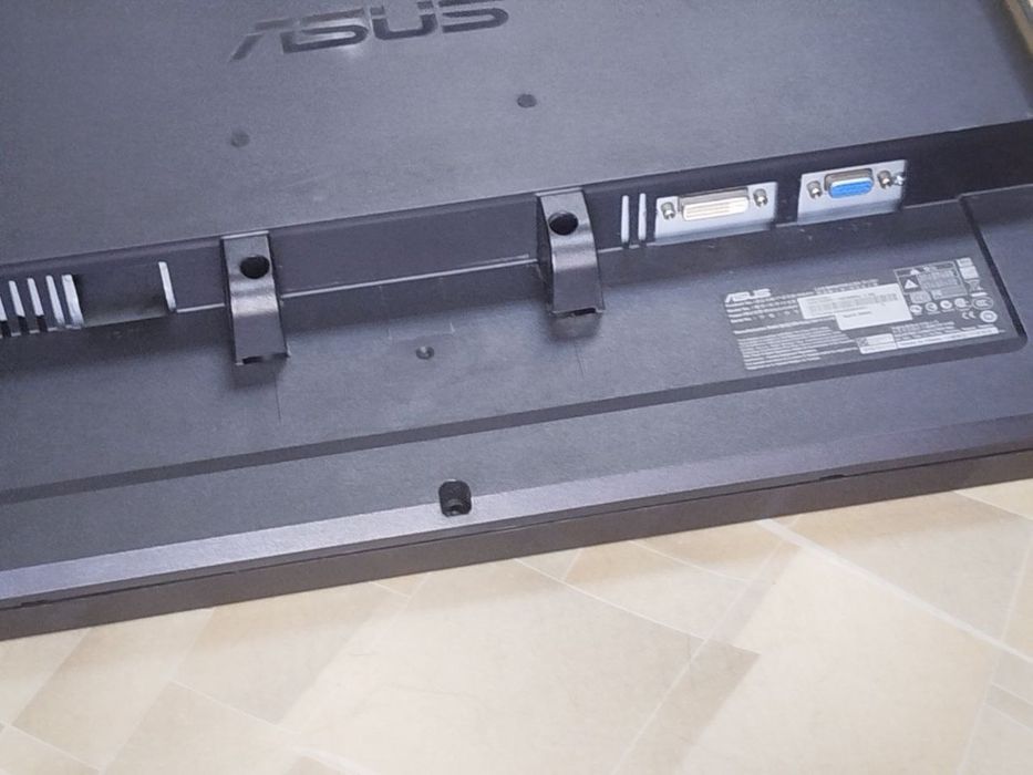 Продам монитор Asus VW222U на запчасти