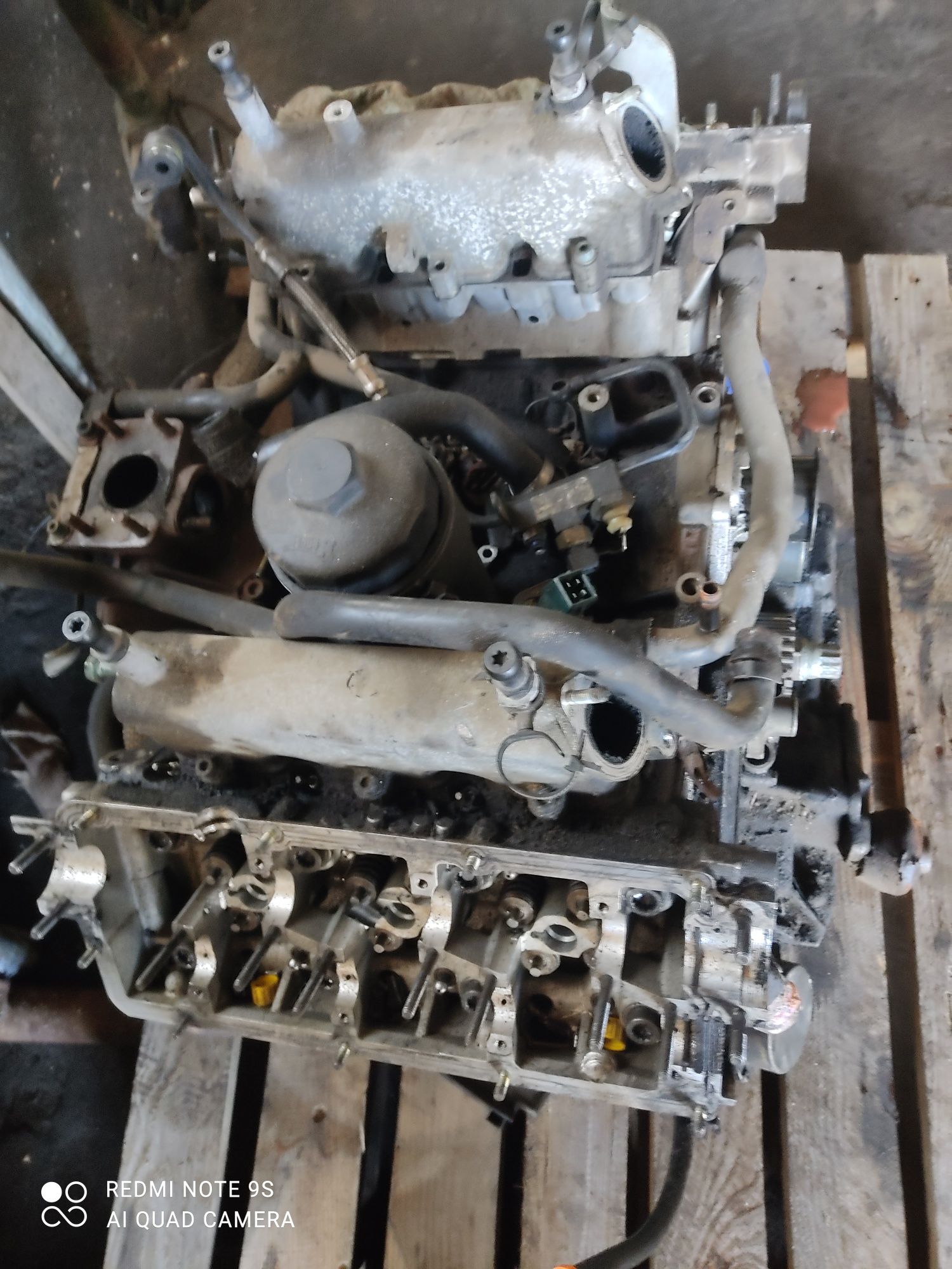 Продам двигун потребує ремонту