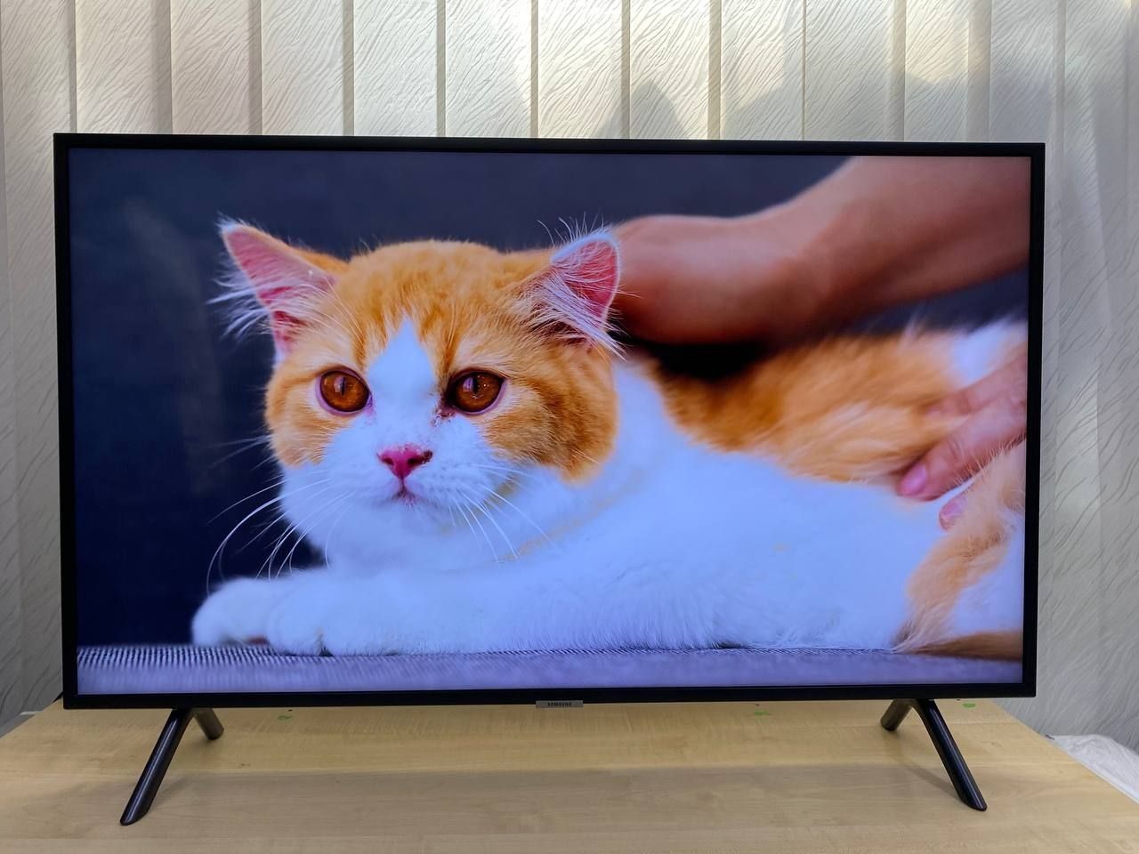 Телевізор Samsung 55 / 4K / Smart tv / HDR / Tizen / Dolby