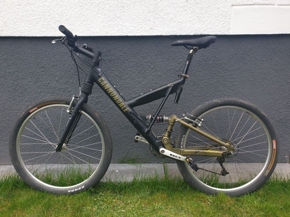 Cannondale Super V 800