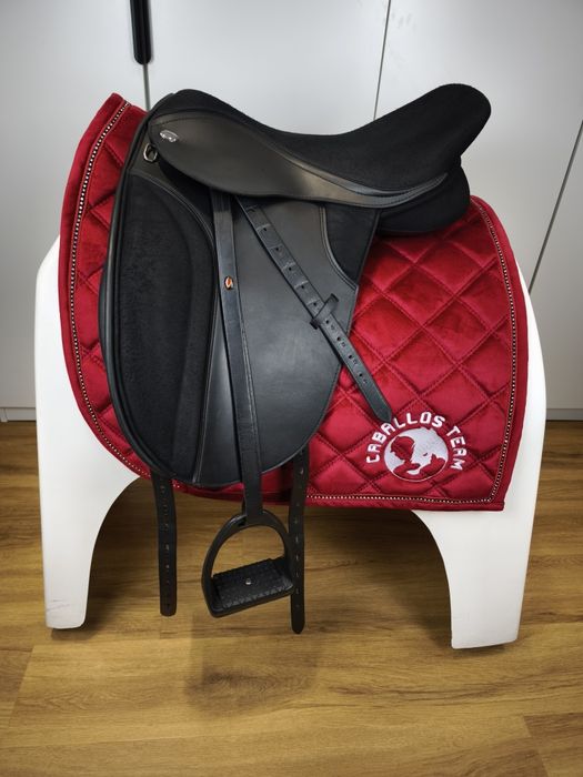 18 cali Thorowgood Cob płaskie, szerokie ujeżdżeniowe siodło Id.530