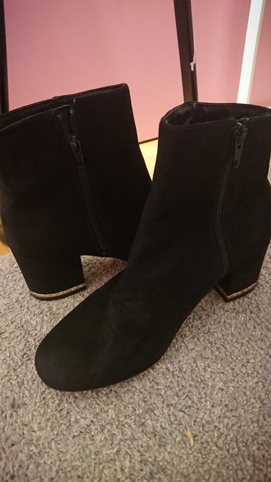 Buty Botki damskie  rozmiar 38