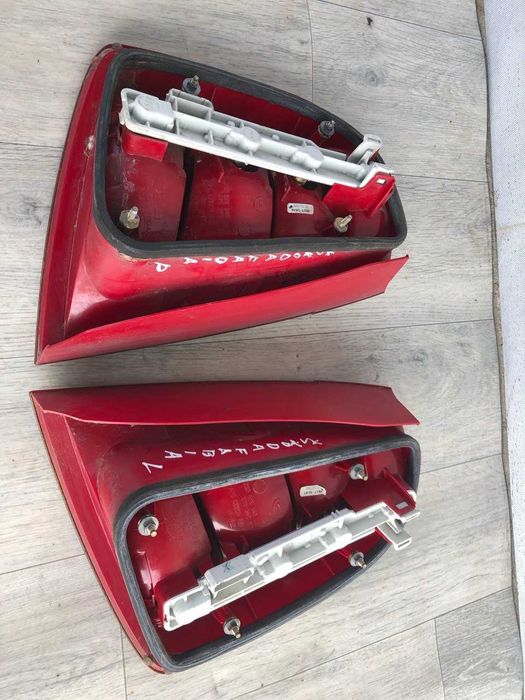 Фонари Skoda Fabia 04-07 Фонарь Стопы Задние В наличии