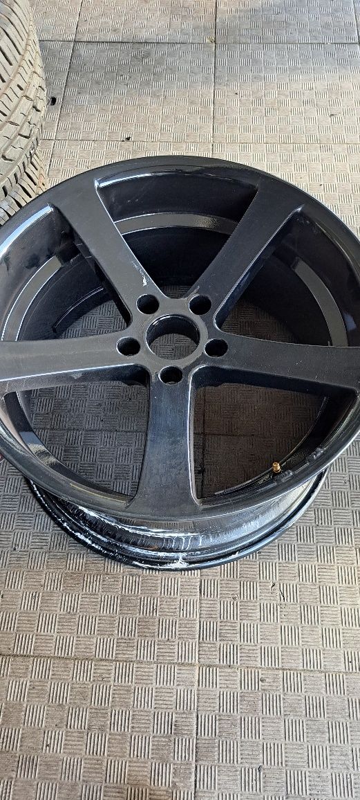 Vendo Jantes 19"   9.5  com a furação 5/120