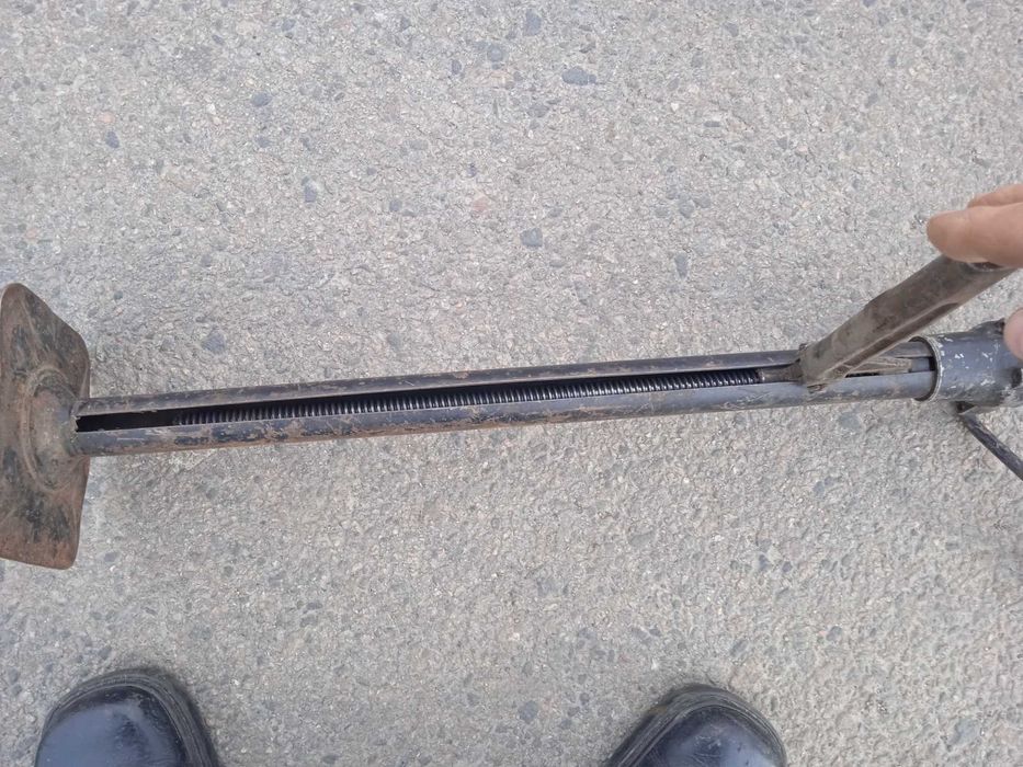 Домкрат ГАЗ 24 - 31 ,,Волга'' є доставка OLX