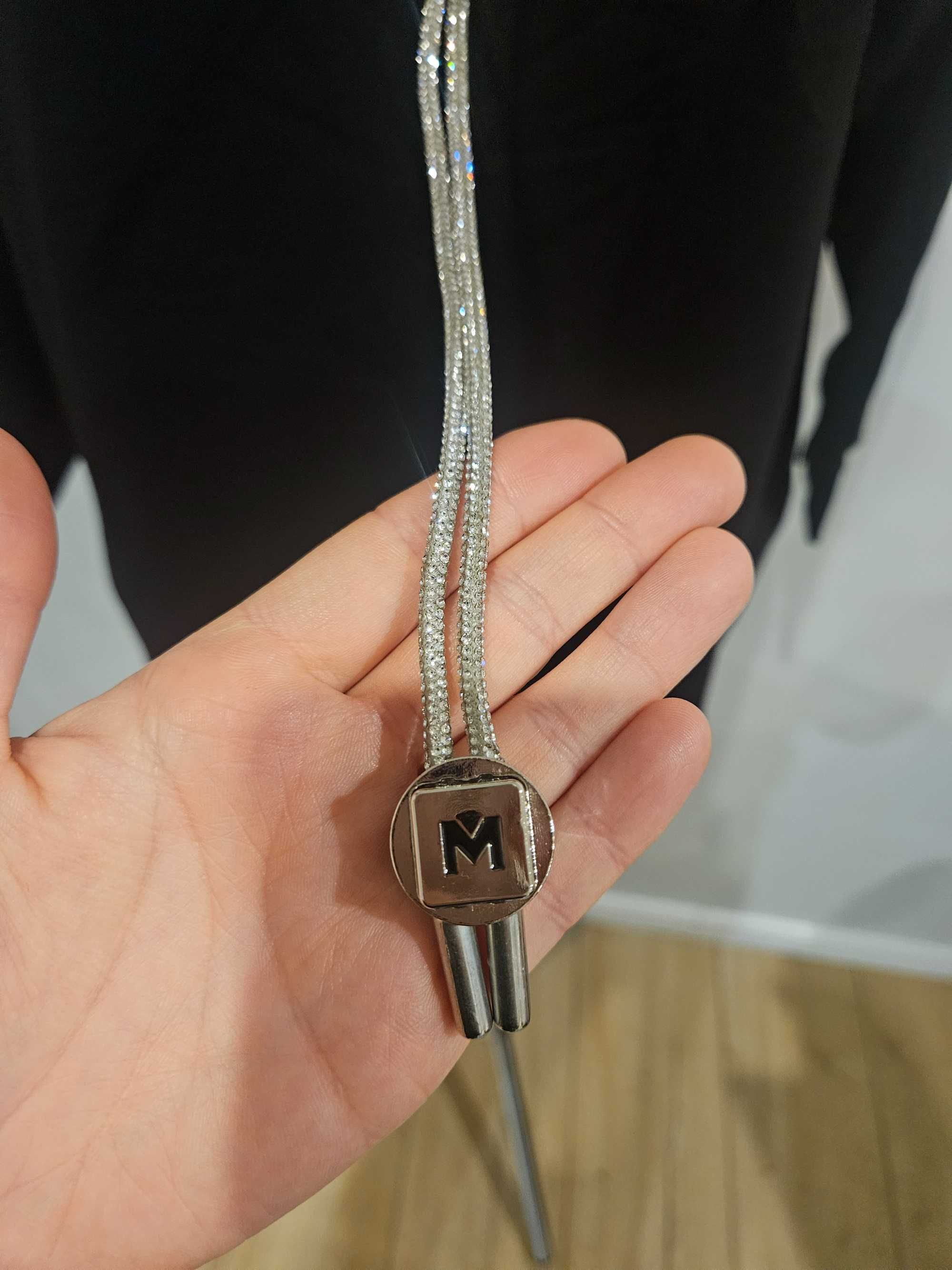 Bluza czarna srebrny lancuszek m nowa z metką
