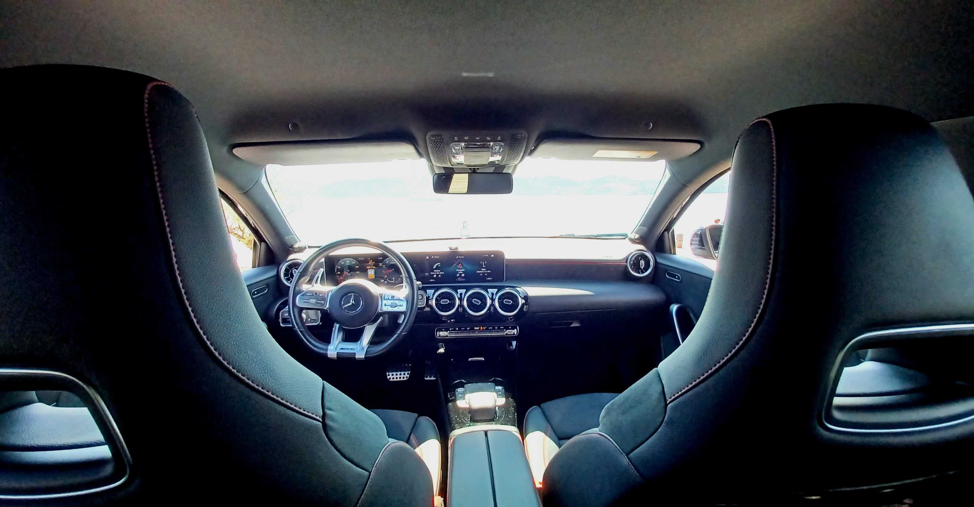 MERCEDES A180 ANO2020 7G-DCT AMG LINE IMPECÁVEL