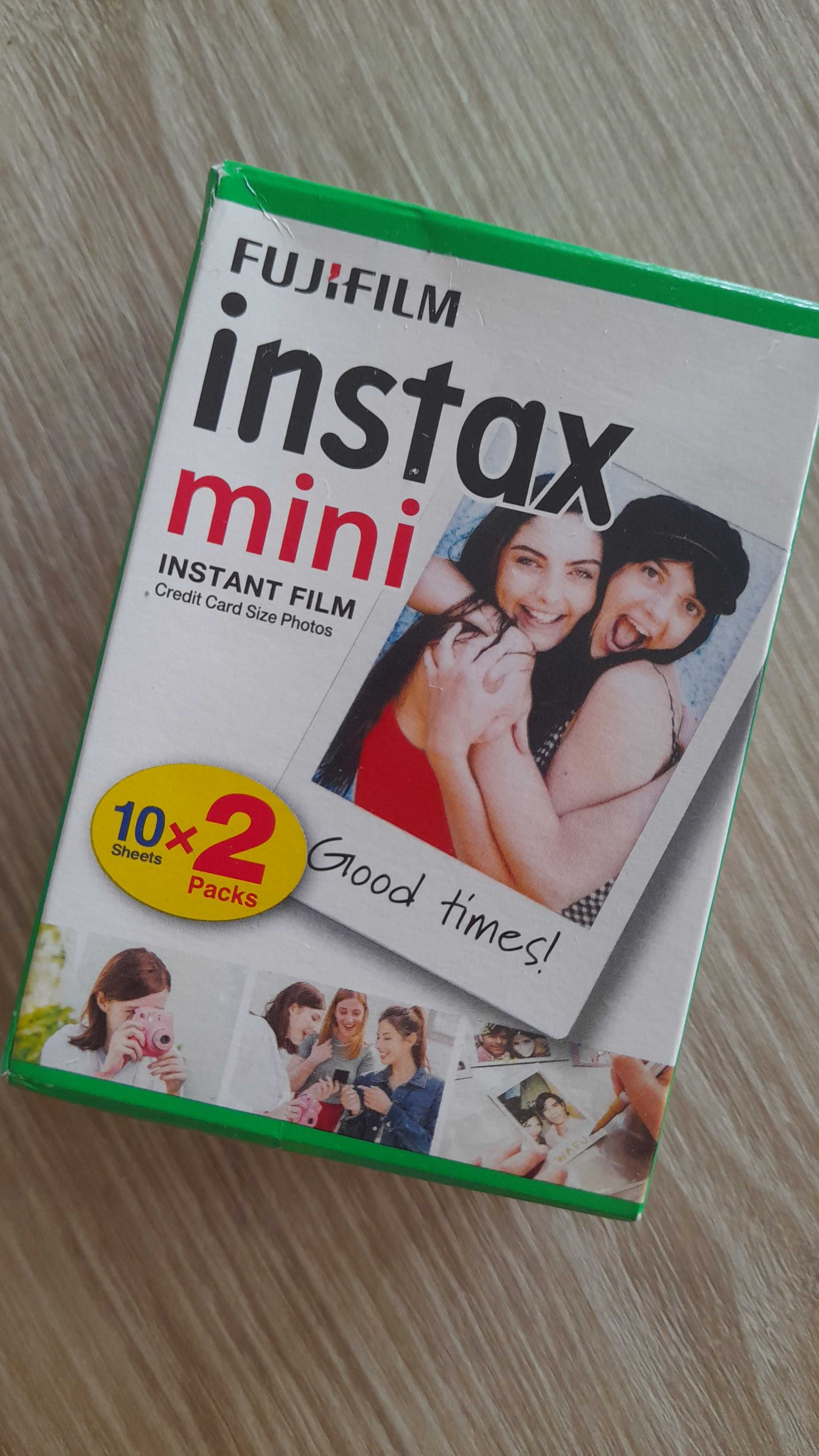 Kit Fujifilm instax mini (máquina, cargas, bolsa e álbum)