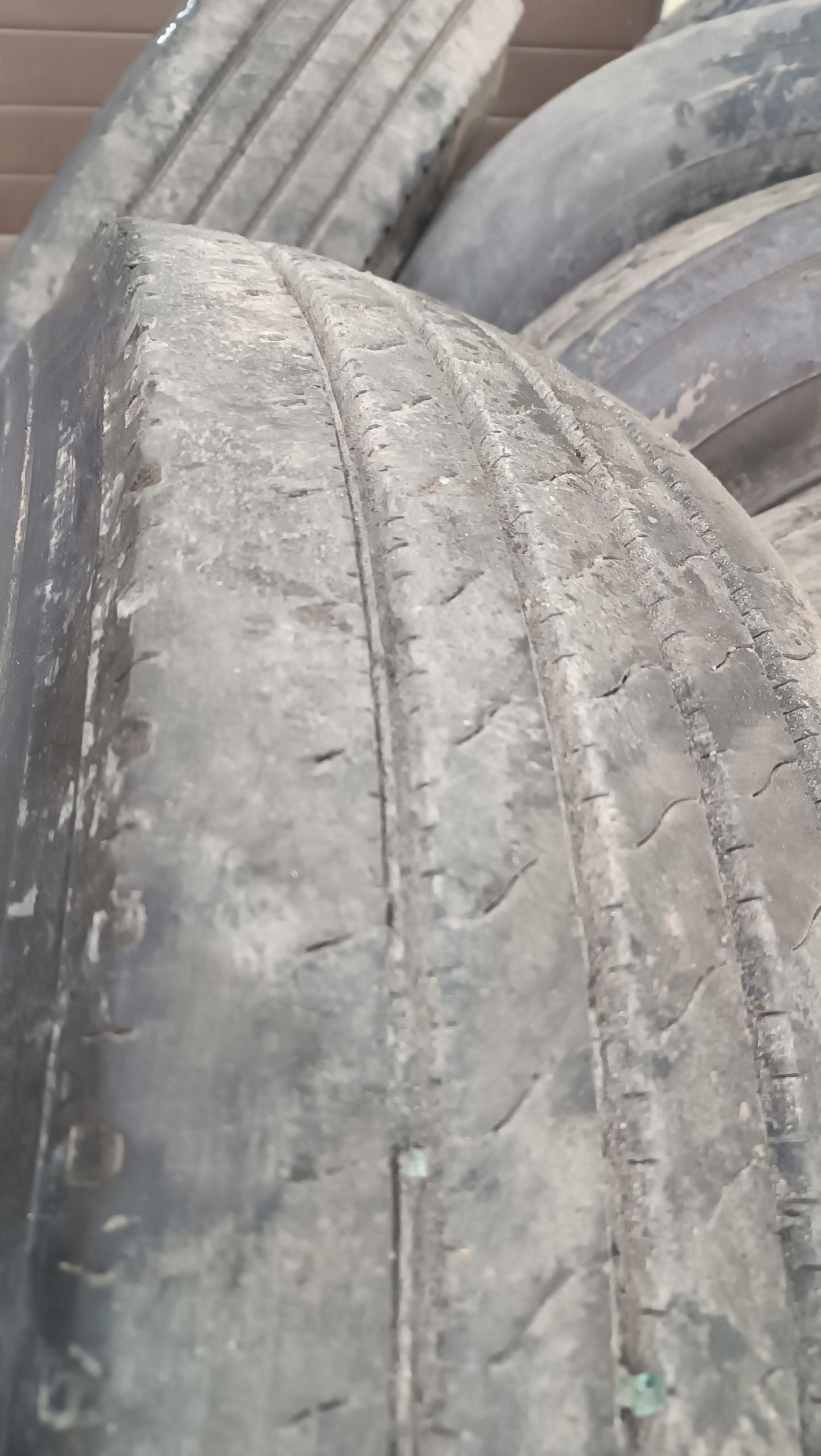 Koła Felgi 2x Opony Hankook ALO2 R22,5