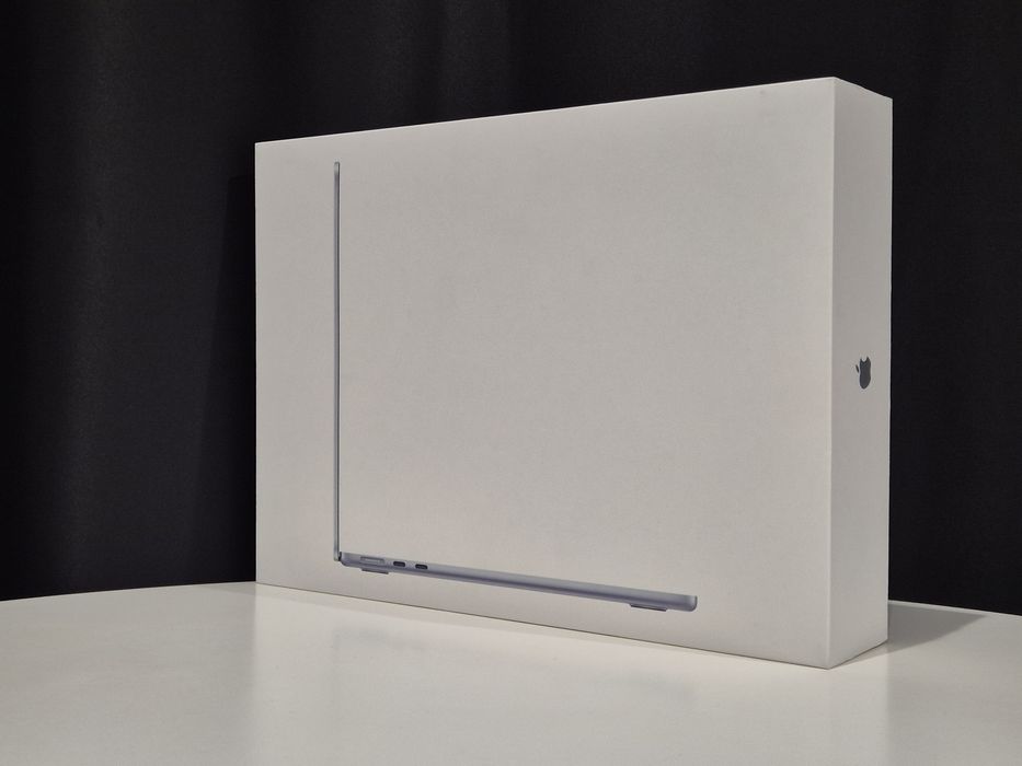 Nowy MacBook Air 13' M4 16/512GB Sky Blue