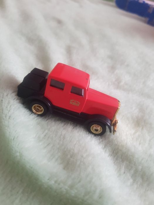 Модельки машин оригинал