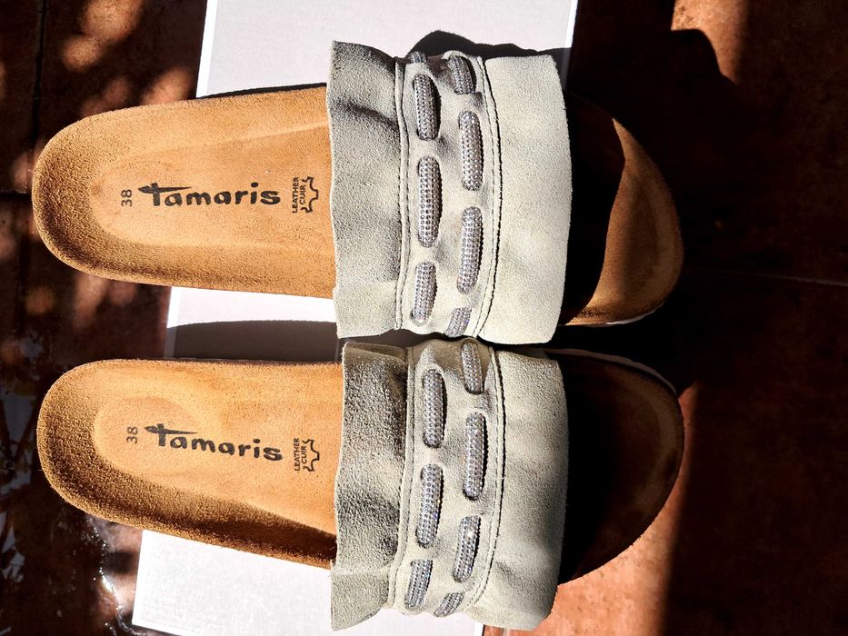 Fantásticos sapatos chinelos de Camurça