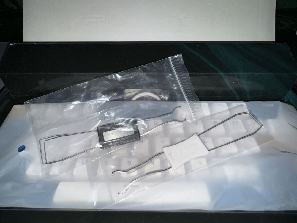 Klawiatura mechaniczna 60% sky cyan rgb hotswap wireless 2.4 G