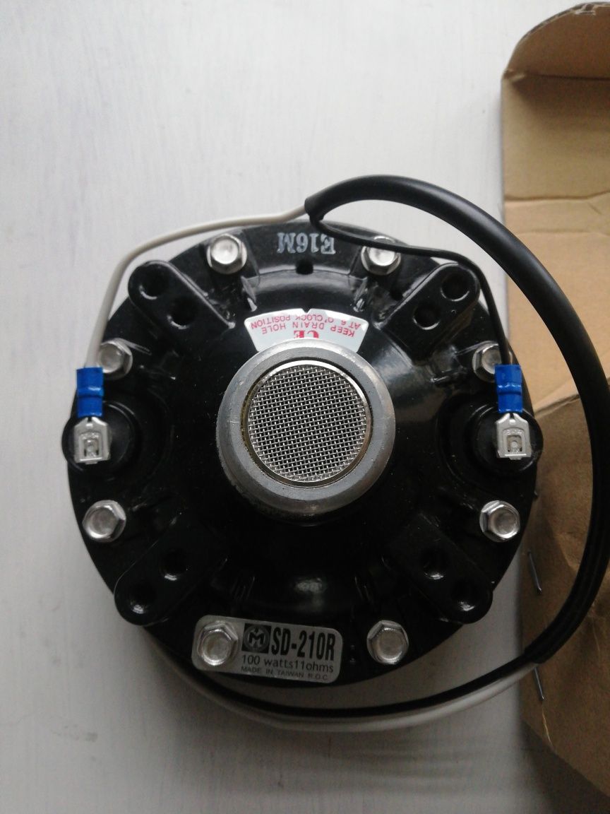 Wysokiej jakości głośnik kompresyjny SD-210R