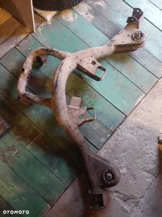 Sanki belka tył Ford Scorpio II
