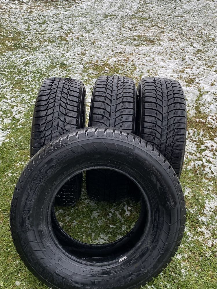 Всесезонні шини TRIANGLE SNOWLINK PL01 235/70 R16 109R XL