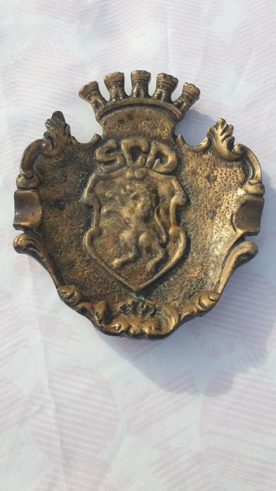 Cinzeiro com simbolo, Sporting de Portugal, em metal