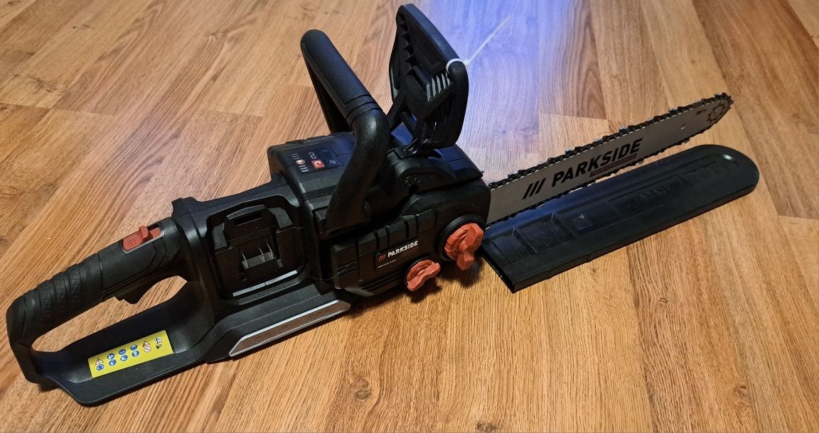 Pił akumulatorowa łańcuchowa parkside 40v