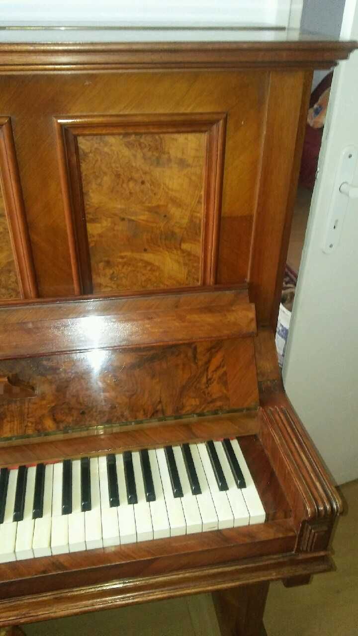 pianino sprzedam